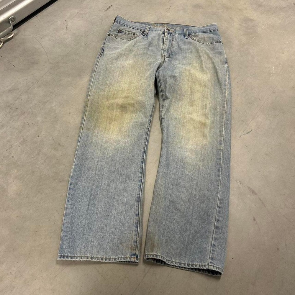Vintage Grunge Style Light Wash Jeans w/ Distressing